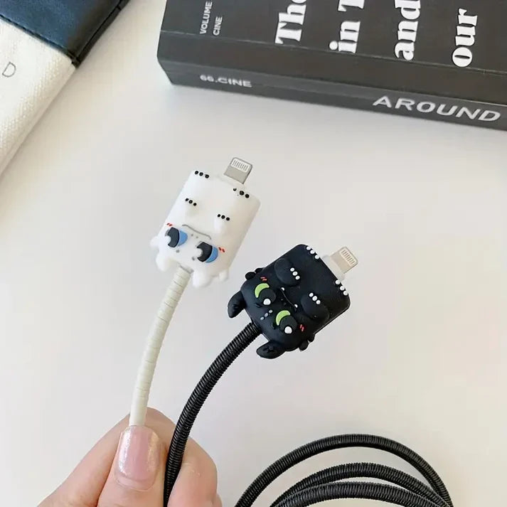 Dragon Black Edition – iPhone Charger Cover (With Wire Protector)